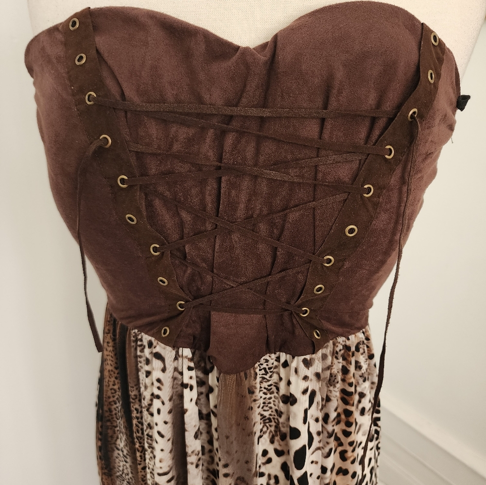 Dress - Picture 2 of 4